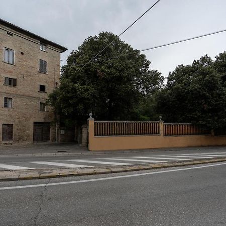 Belvedere Sulle Mura Pesaro Bagian luar foto